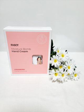 파시 FASCY 高保湿ハンドクリーム40ml+80ml セット — 5점을 준 리뷰어가 2021년 6월 올린 사용 사진