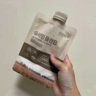 일일하우 슬리밍 플랜B 고소한 귀리맛, 진한 카카오맛 (체중조절식) — 5점을 준 리뷰어가 2023년 5월 올린 사용 사진