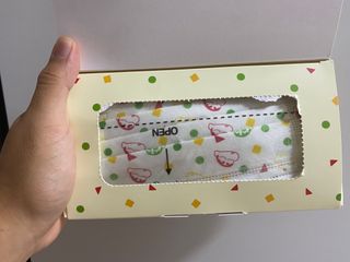 [숨그림] 덴탈마스크 짱구 우리아이 그리고 내가 쓰는 믿을수있는 케릭터 마스크 — 4.5점을 준 리뷰어가 2021년 9월 올린 사용 사진