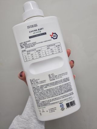 쿠잉베이비 에어워시 세탁세제,섬유유연제 1L — 5점을 준 리뷰어가 2023년 2월 올린 사용 사진