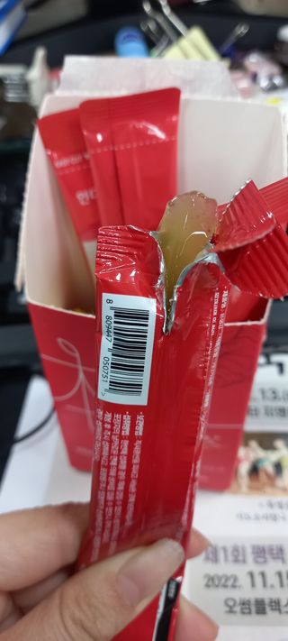 레드닥터 대추방울토마토 + 본생강 망고맛 스틱형 젤리 — 5점을 준 리뷰어가 2022년 12월 올린 사용 사진