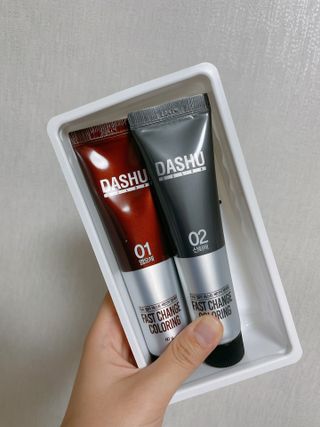 다슈코리아 다슈 컬러 패스트 체인지 염색약 자연갈색 — 5점을 준 리뷰어가 2021년 7월 올린 사용 사진