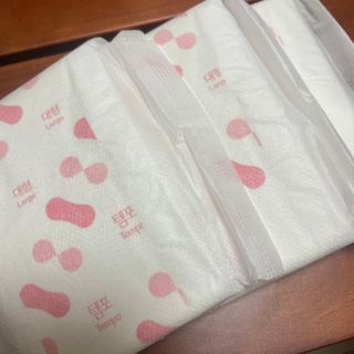 나우[템포] 템포 패드 내추럴 순면 생리대 SET(중형 슬림 + 대형 + 라이너) — 5점을 준 리뷰어가 2024년 4월 올린 사용 사진