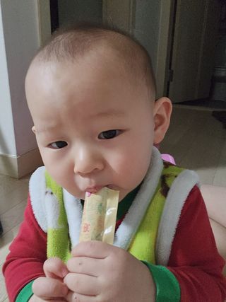 다나음 셀렌에 빠진 아연면역젤리 열대과일맛+사과맛 — 5점을 준 리뷰어가 2023년 1월 올린 사용 사진