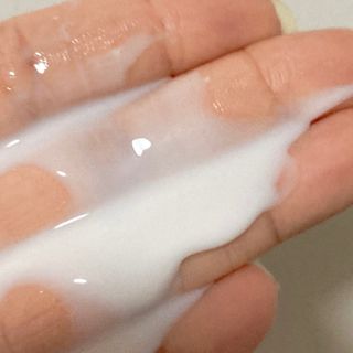 [포레스트스토리] 탈모증상완화 샴푸 1,000ml — 5점을 준 리뷰어가 2022년 6월 올린 사용 사진