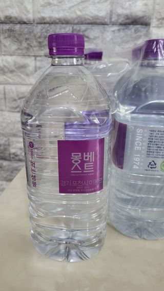 몽베스트 MONTBEST 1L 12입 — 5점을 준 리뷰어가 2022년 3월 올린 사용 사진