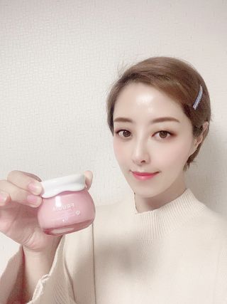 [후르디아]  탱글탱글 석류 고보습 탄력 크림 — 5점을 준 리뷰어가 2021년 3월 올린 사용 사진