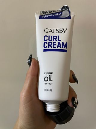 [갸스비] 곱슬 머리부터 파마까지 남자의 컬을 위한 갸스비 컬크림 — 5점을 준 리뷰어가 2021년 10월 올린 사용 사진