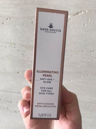 산수시 일루미네이팅 펄 영양 다크서클 스틱 아이 크림 케어 15ml — 5점을 준 리뷰어가 2021년 6월 올린 사용 사진