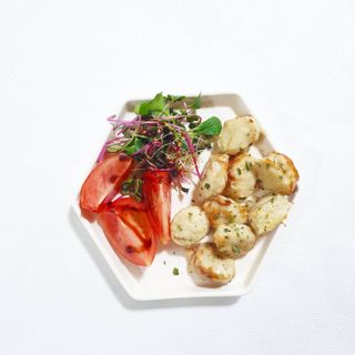 굽네몰 [굽네] 소스가 맛있는 닭가슴살 한입 볼 2종 — 4.5점을 준 리뷰어가 2021년 3월 올린 사용 사진
