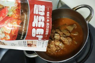 소담스퀘어 상암 궁중해물탕조씨집 백년가게 조씨집 팔뚝탕1인분550g — 5점을 준 리뷰어가 2022년 12월 올린 사용 사진