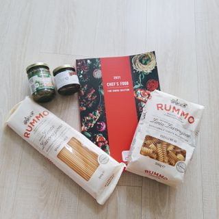 이탈리안 프리미엄 파스타 룸모 Rummo 파스타 2종 + 바질 페스토 + 블랙 트러플 페이스트 — 5점을 준 리뷰어가 2021년 7월 올린 사용 사진