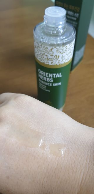 조아산코스메틱 승비 오리엔탈 허브 크림 + 승비 오리엔탈 허브 스킨 — 4점을 준 리뷰어가 2021년 11월 올린 사용 사진