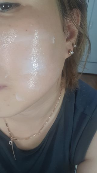 피부미 골드베릴 미라클페어 세레이징 퍼밍 크림 50ml — 5점을 준 리뷰어가 2021년 9월 올린 사용 사진