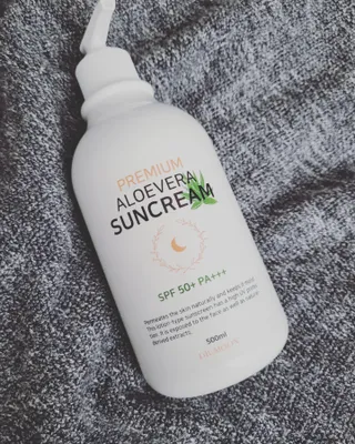[닥터문] 프리미엄 알로에베라 선크림 500ml — 5점을 준 리뷰어가 2022년 6월 올린 사용 사진