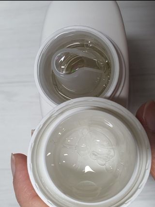 쿠잉베이비 에어워시 세탁세제,섬유유연제 1L — 4.5점을 준 리뷰어가 2023년 1월 올린 사용 사진