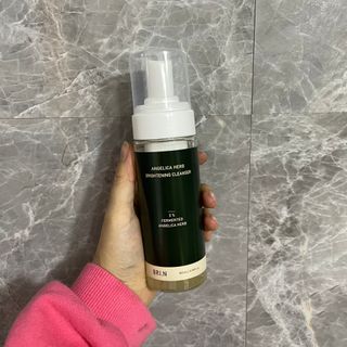 풀무원 브리엔 엔젤리카 허브 브라이트닝 클렌저+전용펌프 — 5점을 준 리뷰어가 2021년 3월 올린 사용 사진