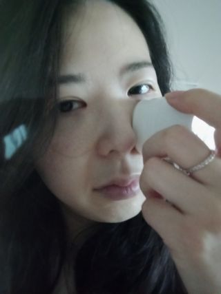 부쉬맨 워터프루프 서핑 선스틱 16g SPF50+ PA++++ — 5점을 준 리뷰어가 2023년 4월 올린 사용 사진