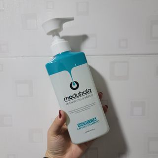 모두발라 마이크로 비타캡슐 탈모샴푸 — 5점을 준 리뷰어가 2021년 12월 올린 사용 사진