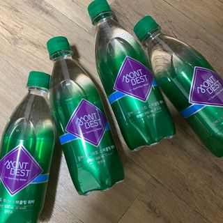 몽베스트 Montbest with Sparkling water Plain 20병 — 5점을 준 리뷰어가 2022년 8월 올린 사용 사진