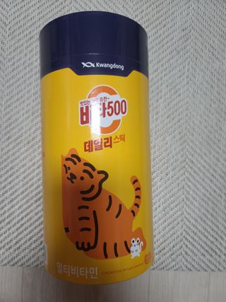 광동생활건강 프리 [광동] VB와 VC를 함유한 멀티 비타민 비타 500 데일리 스틱 180포 — 5점을 준 리뷰어가 2022년 6월 올린 사용 사진