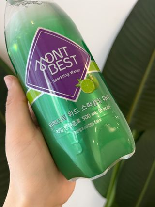 몽베스트 Montbest with Sparkling water Lime20병 — 3점을 준 리뷰어가 2022년 6월 올린 사용 사진