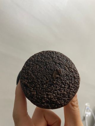 롯데제과 까망카스타드 더블초코 — 5점을 준 리뷰어가 2021년 5월 올린 사용 사진