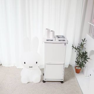 창신리빙 [프랑코 원터치 스탠드 분리수거함 50L 화이트] 똑똑한 정리 수납 — 5점을 준 리뷰어가 2021년 7월 올린 사용 사진