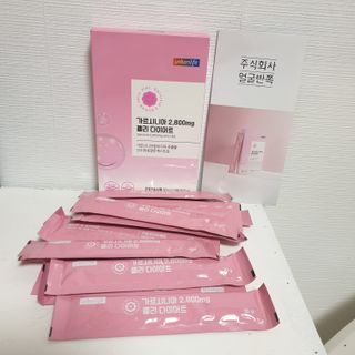 주식회사 얼굴반쪽 [얼굴반쪽 가르시니아 2,800mg] x 14포 1주 젤리 다이어트 보조제 체지방감소 — 5점을 준 리뷰어가 2021년 11월 올린 사용 사진