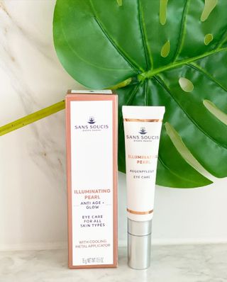 산수시 일루미네이팅 펄 영양 다크서클 스틱 아이 크림 케어 15ml — 5점을 준 리뷰어가 2021년 5월 올린 사용 사진