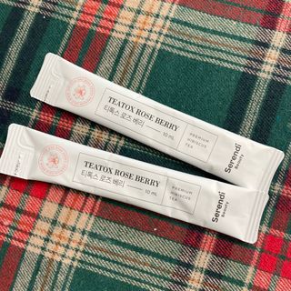 세렌디뷰티_이너뷰티 티톡스 로즈 베리 — 4점을 준 리뷰어가 2021년 3월 올린 사용 사진