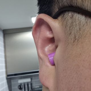 3M 소음방지 수면 귀마개 굿나잇 이어플러그 오렌지/퍼플 50쌍 — 5점을 준 리뷰어가 2023년 7월 올린 사용 사진