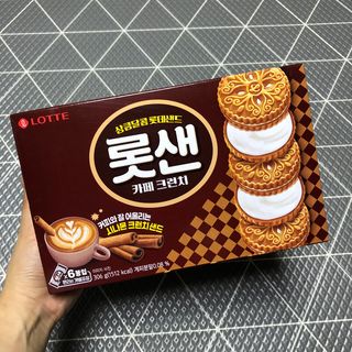 롯데제과 롯샌 카페크런치 — 5점을 준 리뷰어가 2021년 10월 올린 사용 사진