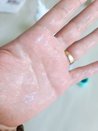 리더스코스메틱 리더스 카밍 바이오틱스 에센스 워터 — 5점을 준 리뷰어가 2021년 2월 올린 사용 사진
