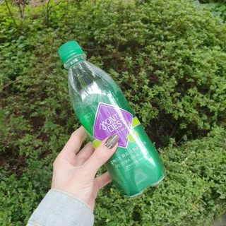 몽베스트 Montbest with Sparkling water Lime20병 — 5점을 준 리뷰어가 2022년 9월 올린 사용 사진