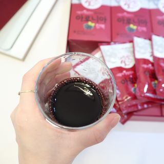 서울약사신협_내몸애생발란스아로니아_70ml x 30포 — 5점을 준 리뷰어가 2021년 6월 올린 사용 사진