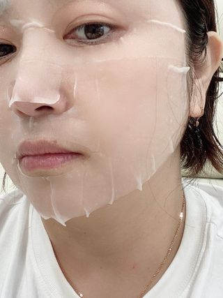 세뚜아(Cettua) [세뚜아] 모이스처 밸런싱 페이셜 마스크 Cettua Moisture Balancing Facial Mask 5매 — 5점을 준 리뷰어가 2024년 4월 올린 사용 사진