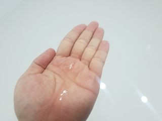 아이앤립 / EYENLIP 아이앤립 연어오일 리바이탈라이징 토너+앰플+크림 3종 세트 — 5점을 준 리뷰어가 2021년 7월 올린 사용 사진