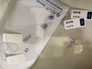 아클리브 Premium 항균 항바이러스 액정 보호필름(iPhone) — 4점을 준 리뷰어가 2022년 9월 올린 사용 사진