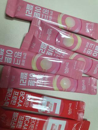 인디닥터 면역 생생 핑크 이뮨 젤리 + 타이탄 BCAA 프로틴 젤리스틱 — 5점을 준 리뷰어가 2022년 4월 올린 사용 사진