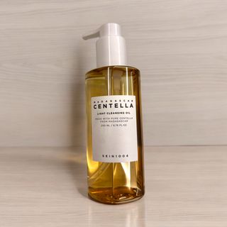 스킨1004 [SKIN1004] 마다가스카르 센텔라 라이트 클렌징 오일 200ml — 5점을 준 리뷰어가 2024년 7월 올린 사용 사진