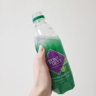 몽베스트 Montbest with Sparkling water Lime20병 — 5점을 준 리뷰어가 2021년 10월 올린 사용 사진
