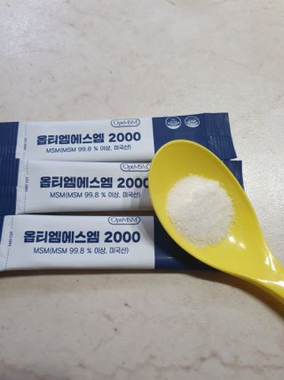 바른비타민 옵티엠에스엠2000 1박스 60포 관절 연골 복합건강기능식품 — 4점을 준 리뷰어가 2021년 6월 올린 사용 사진