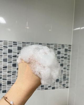 블랙페블 남성청결제 올인원 바디워시 클린 웨이브 — 5점을 준 리뷰어가 2021년 5월 올린 사용 사진