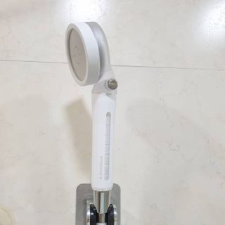 바디빔 더블클린 비타 샤워기 — 5점을 준 리뷰어가 2021년 8월 올린 사용 사진