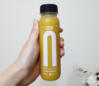 BLENDY'S 핑크 스무디+블론디 스무디 — 4점을 준 리뷰어가 2021년 10월 올린 사용 사진