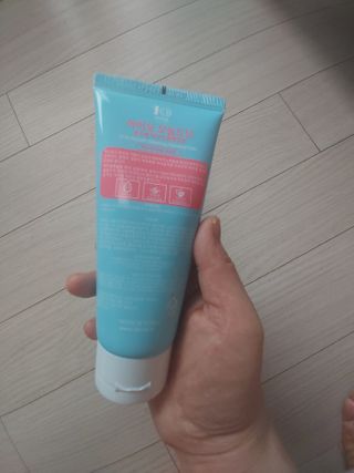 IO 아이오 오늘도 넌 순수해 - 약산성 클렌징폼 — 4점을 준 리뷰어가 2021년 2월 올린 사용 사진