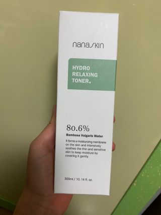 나나스킨 하이드로릴렉싱토너 — 4.5점을 준 리뷰어가 2021년 4월 올린 사용 사진