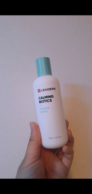 리더스코스메틱 리더스 카밍 바이오틱스 에센스 워터 — 5점을 준 리뷰어가 2021년 8월 올린 사용 사진