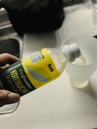 더그레잇티 콤부차 300ml *12개입 (오리지널 6개+베리리치 6개) — 5점을 준 리뷰어가 2022년 7월 올린 사용 사진
